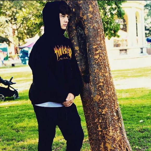 Meet your Posher, Nick - Picture 1 of 1